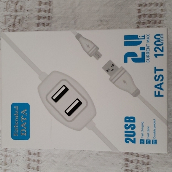 Selfie stick tripod, double charging cable, pocket juice portable charger - Picture 4 of 9